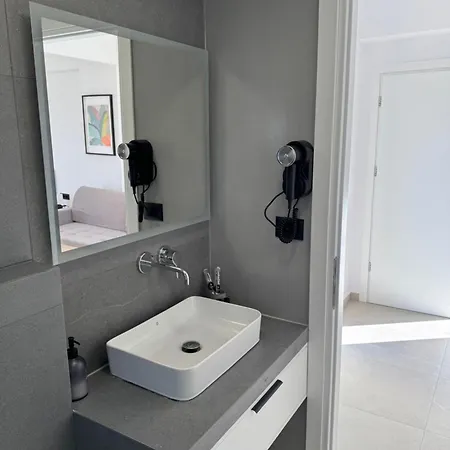 Aliko - Sea View Apartment