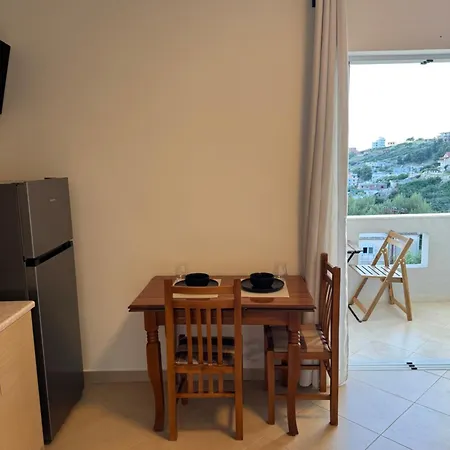 Apartment Aliko - Sea View Sarande