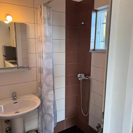 Aliko - Sea View Apartment Sarande
