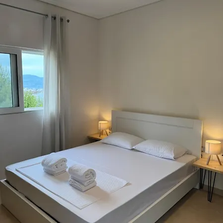 Apartment Aliko - Sea View