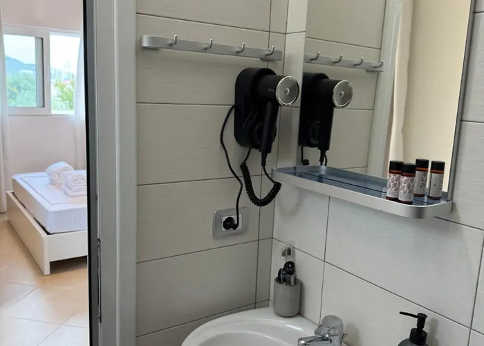 Aliko - Sea View Apartment Sarandë