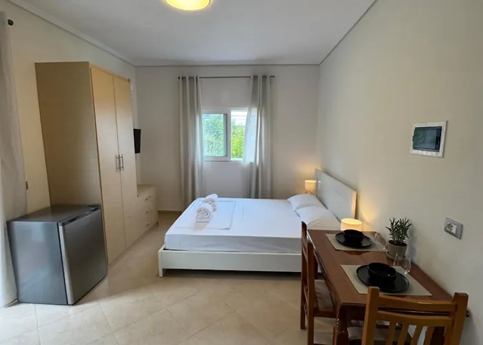 Aliko - Sea View Apartment Sarandë