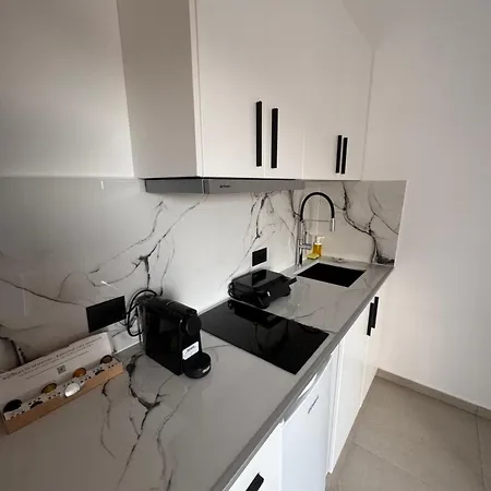 Aliko - Sea View * Sarandë