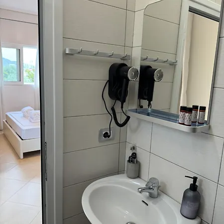 Aliko - Sea View Appartamento Sarandë