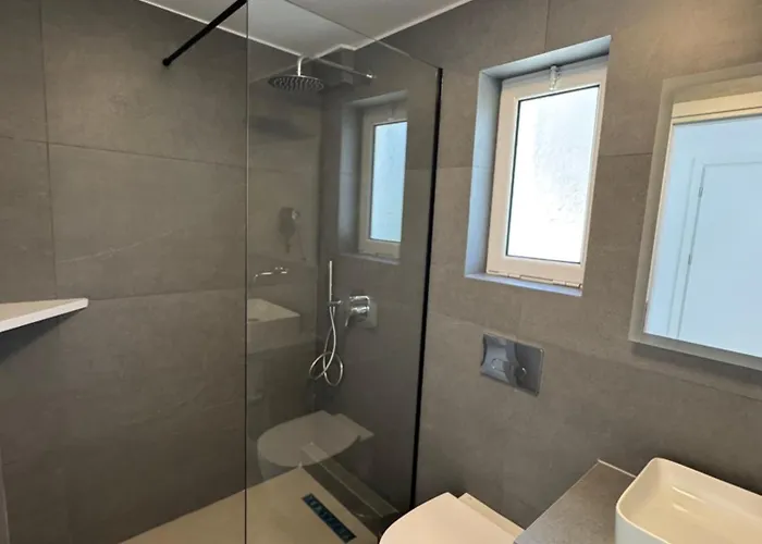 Aliko - Sea View Apartament Saranda