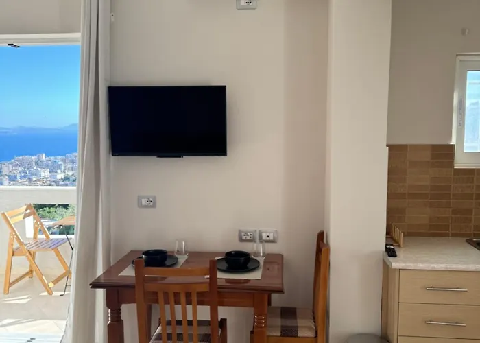 Aliko - Sea View Apartament *