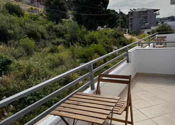 Apartment Aliko - Sea View Sarande