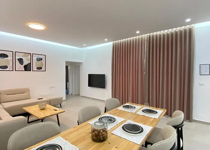 Aliko - Sea View Apartament *